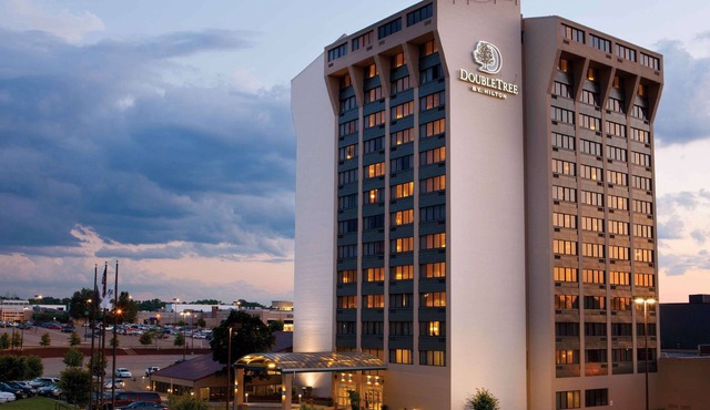 DoubleTree by Hilton Pittsburgh - Monroeville Convention Ctr
