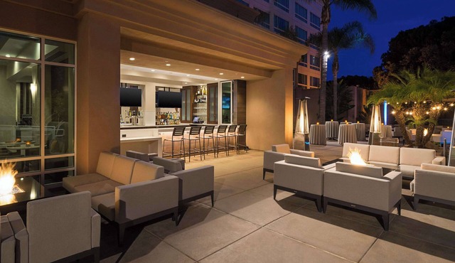DoubleTree by Hilton San Diego - Del Mar