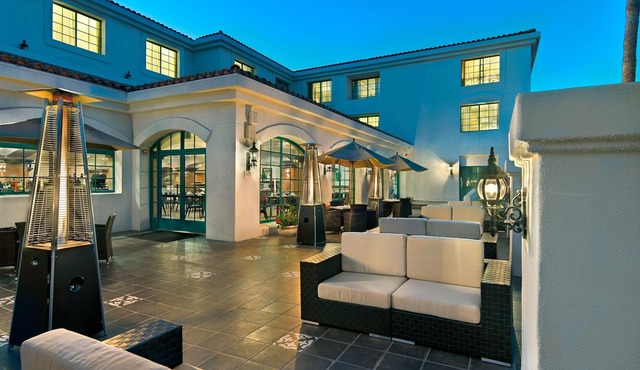 DoubleTree by Hilton San Pedro - Port of Los Angeles
