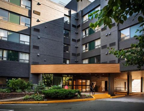 DoubleTree by Hilton St. John's Harbourview