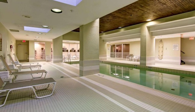 DoubleTree by Hilton Toronto Downtown