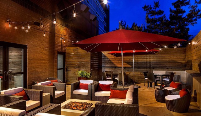 DoubleTree by Hilton Hotel Largo/Washington DC