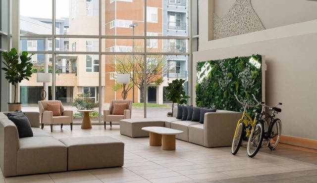 DoubleTree by Hilton Virginia Beach