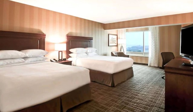 DoubleTree Fallsview Resort & Spa by Hilton Niagara Falls