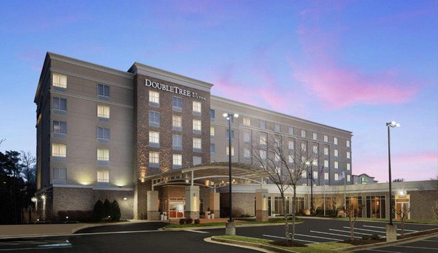 DoubleTree Richmond Airport