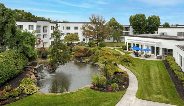 DoubleTree Suites by Hilton Hotel Mt. Laurel