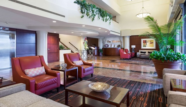 DoubleTree Suites by Hilton Hotel Cincinnati - Blue Ash