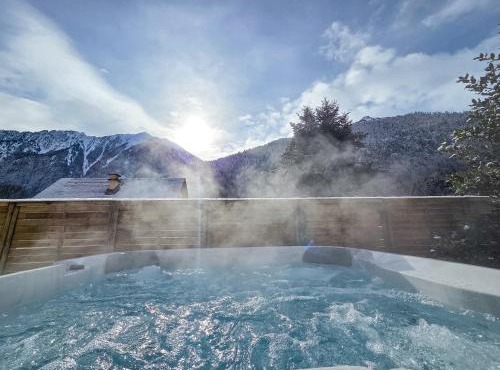 Douce Ecorce Jacuzzi et Sauna Le Sylvestre