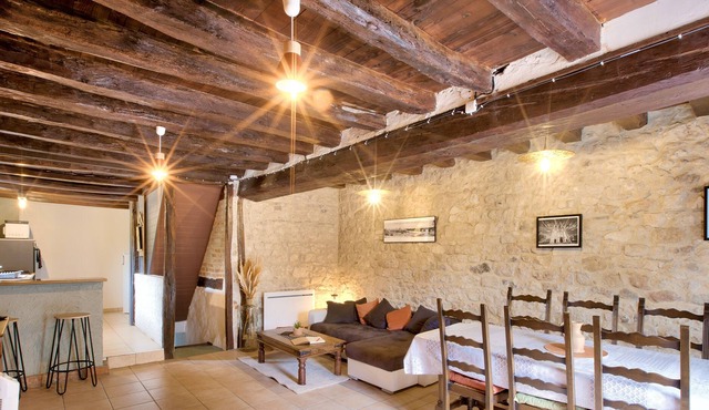 Douce Folie Lodge in Souvigny