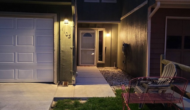 ​Douglas Basecamp: Quiet 3 bedroom, Wifi, Parking