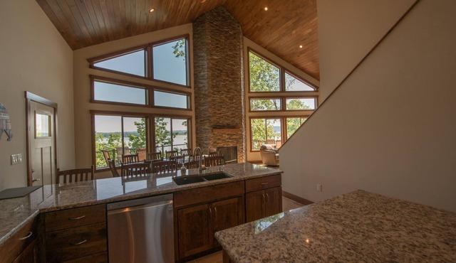 Douglas Lake Villa Near The Smoky Mountains, On Douglas Lake!