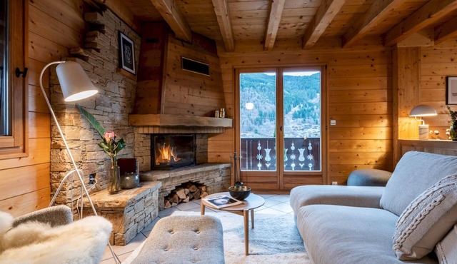 DOUX ABRI - Charming Chalet with Hot tub and Sauna