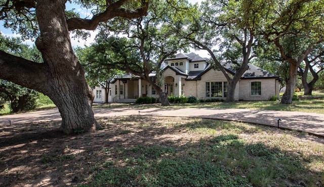Dove Hollow Ranch a spacious country retreat on 7+ acres