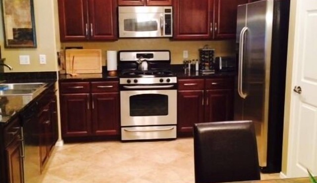 Dove Mountain home fully equipped for sun and fun