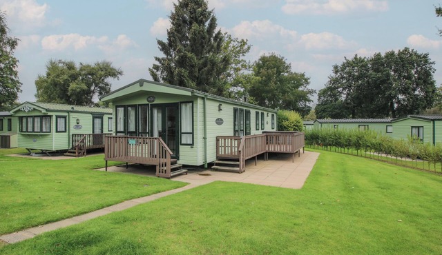 DOVE, pet friendly, with a garden in Shobdon