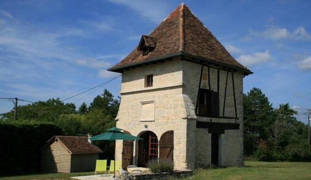 Dovecote 18th century - LES PECHS DU VERS