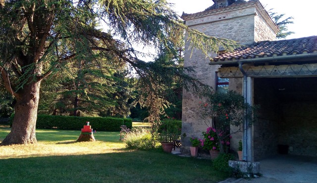 Dovecote bread oven * ADT82