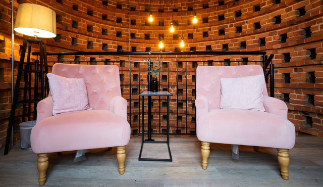 Dovecote - sleeps 2 in 1 bedroom