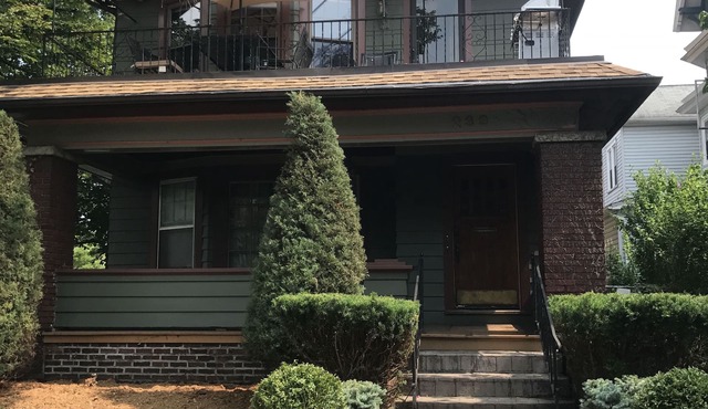 Down town Buffalo oasis, 20 minutes from the Niagara Falls