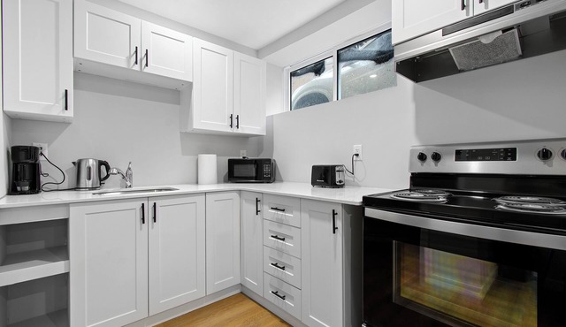 down town location brand new unit #3
