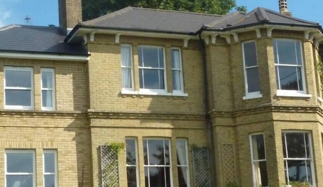 Downedge - a house that sleeps 13 guests in 6 bedrooms