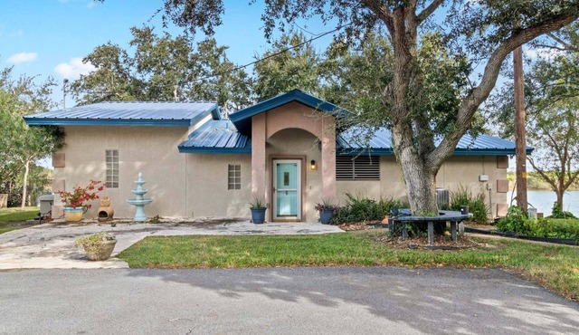 Downhill Cottage at the Arroyo