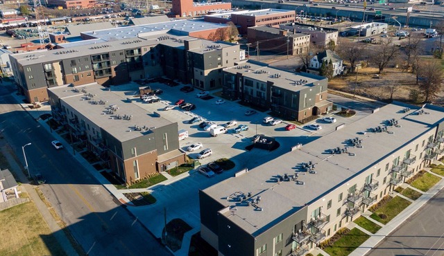 "Downontheabby" Two bed One bath with great wifi and fun attractions!