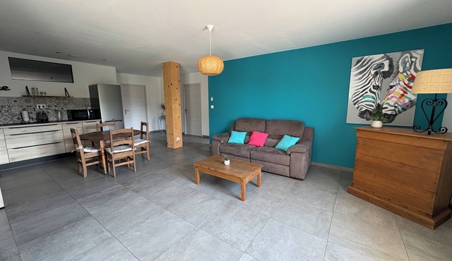 Downstairs villa 80 m2 with individual garden area Ajaccio