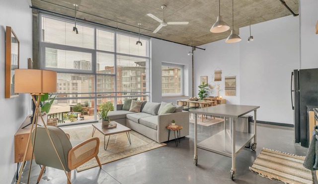 Downtown 1 Bedroom Loft in the Gulch