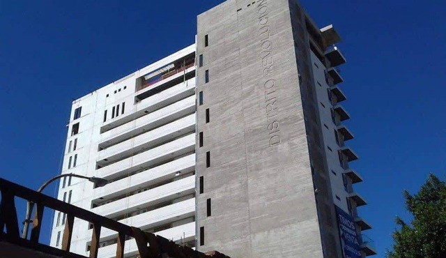 Downtown 1 BR Suite in Av Revolucion Tijuana