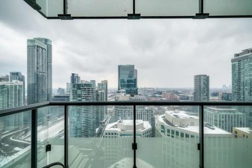 Downtown 1BR Condo WIFI Balcony plus City Views