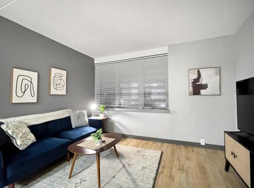 Downtown 1BR Gem Steps Away from Wells Fargo