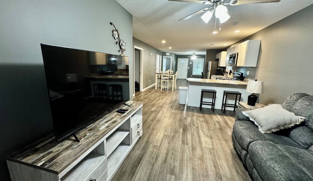 Downtown 2 Bedroom Triplex