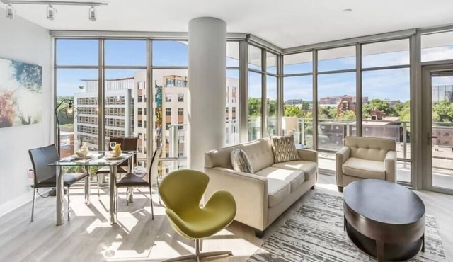 Downtown 2BR in Woodmont Triangle | Steps to Metro