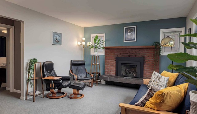 Downtown Anchorage Gem | 3 Bedroom + Hot Tub