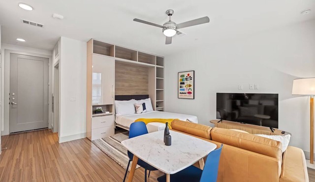 Downtown Austin Stay | 2 Units | Near Austin Convention Center & Dining