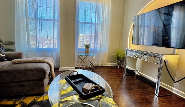 Downtown Baltimore 2BR OASIS