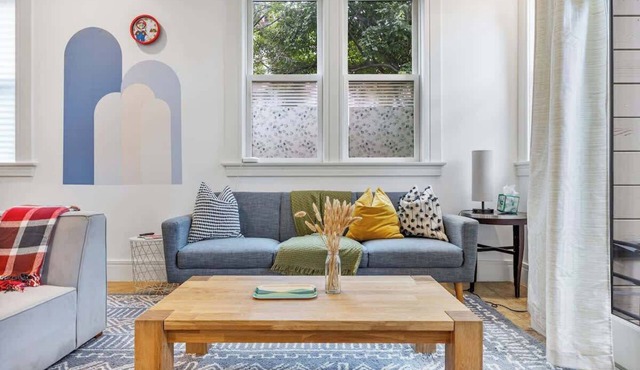 Downtown Berkeley 3BR | Near UC & BART + Parking