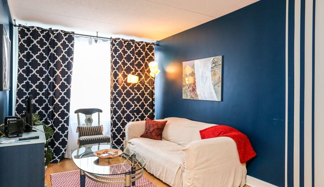 Downtown "Blue Nest" Apartment