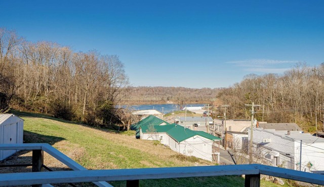 Downtown Brandenburg Historic Stay River Views Near Fort Knox