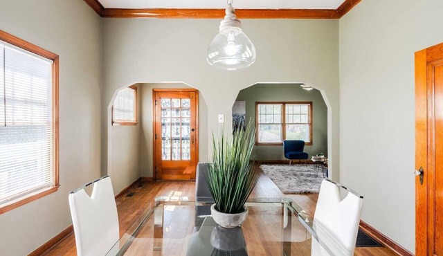 Downtown Bungalow | Fully Updated | Best KC Views