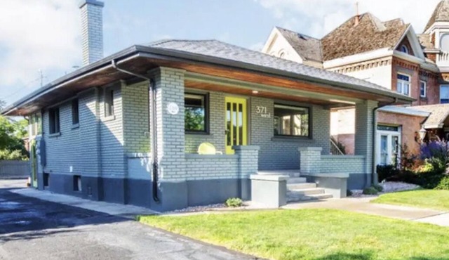Downtown Bungalow