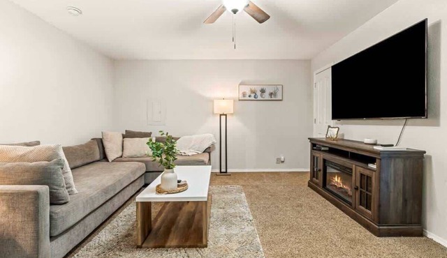 Downtown Caldwell Home by Fairview Golf Course