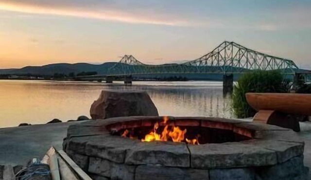 Downtown Campbellton Loft