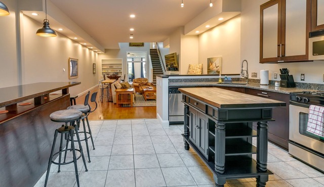 Downtown Canandaigua Apartment - 1 Mi to Lake!