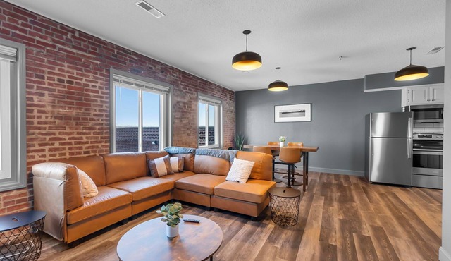 Downtown Cape 2 Bdrm/2 Bath Apt, Cozy & Walkable