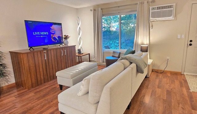 Downtown Chanhassen Townhome - 3 bedrooms