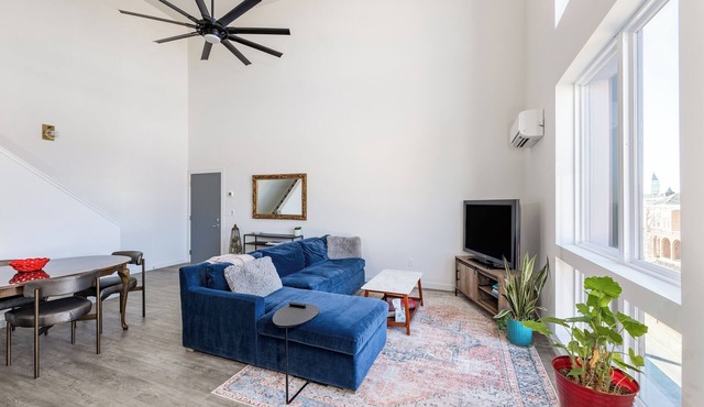 Downtown Clarksville Penthouse
