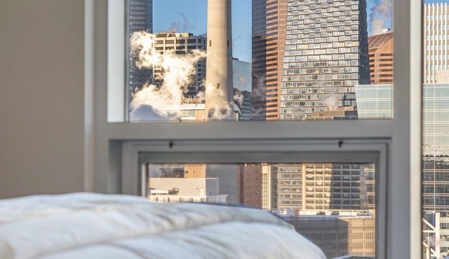 Downtown Condo with Calgary Tower Views