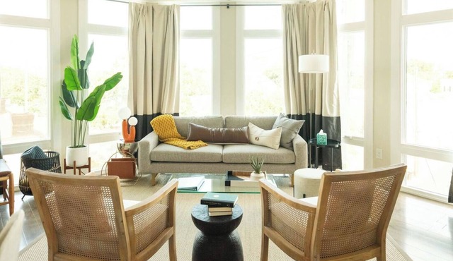 Downtown, contemporary, 2 bedroom, Roof Terrace! 3B
